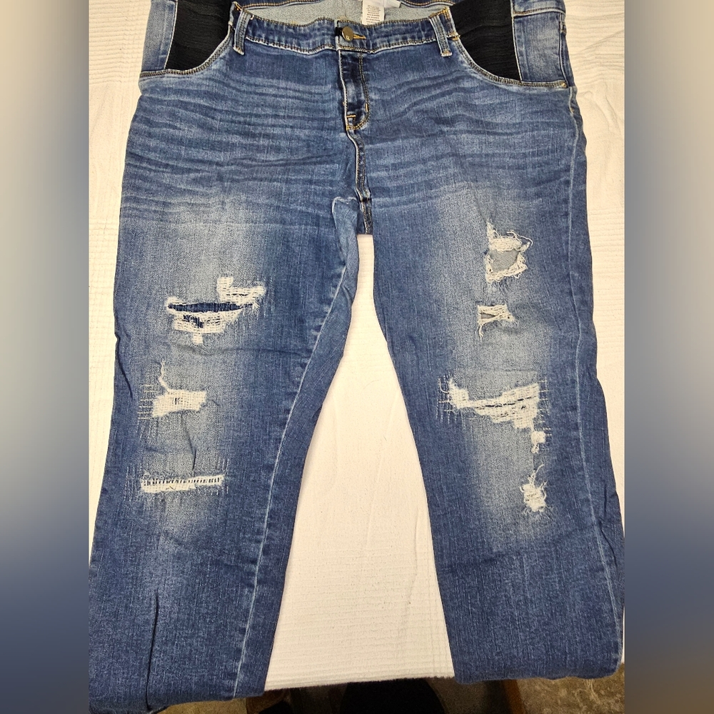 Liz Lange Maternity Jeans size XXL